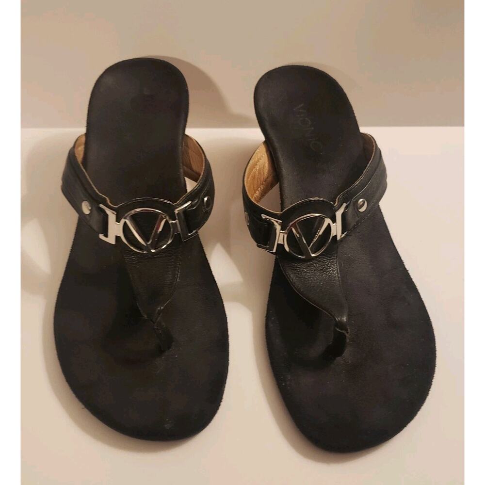 Vionic Size 9 Black Comfort Sandal Thong Cork Wedge Heel Metal Logo Clean